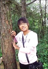 女孩網(wǎng)上交友誤入淫窩，飛虎偵探千里解救英名遠(yuǎn)播。